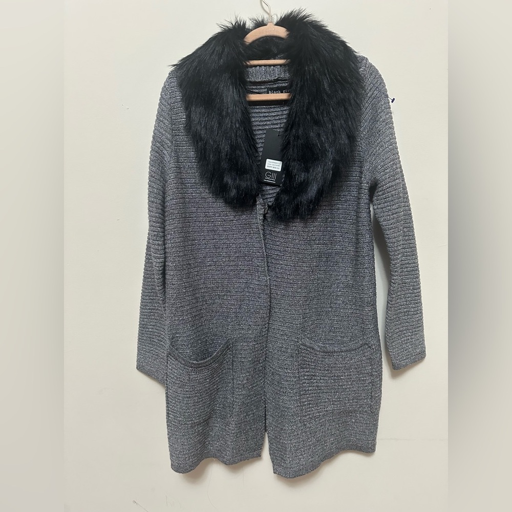 Black Rivet Faux Fur Collar Long Knit Cardigan – Size S, NWT